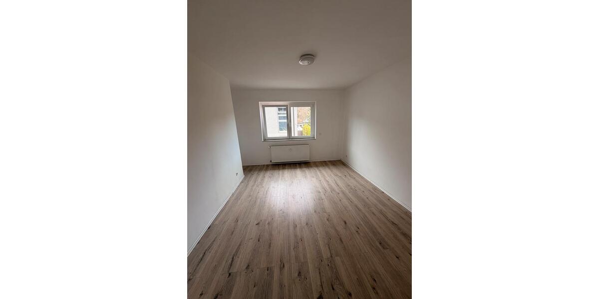 Etagenwohnung Ennepetal - 4 Zimmer, 100 m&sup2;, 1.260&euro; | Angebot:25815757