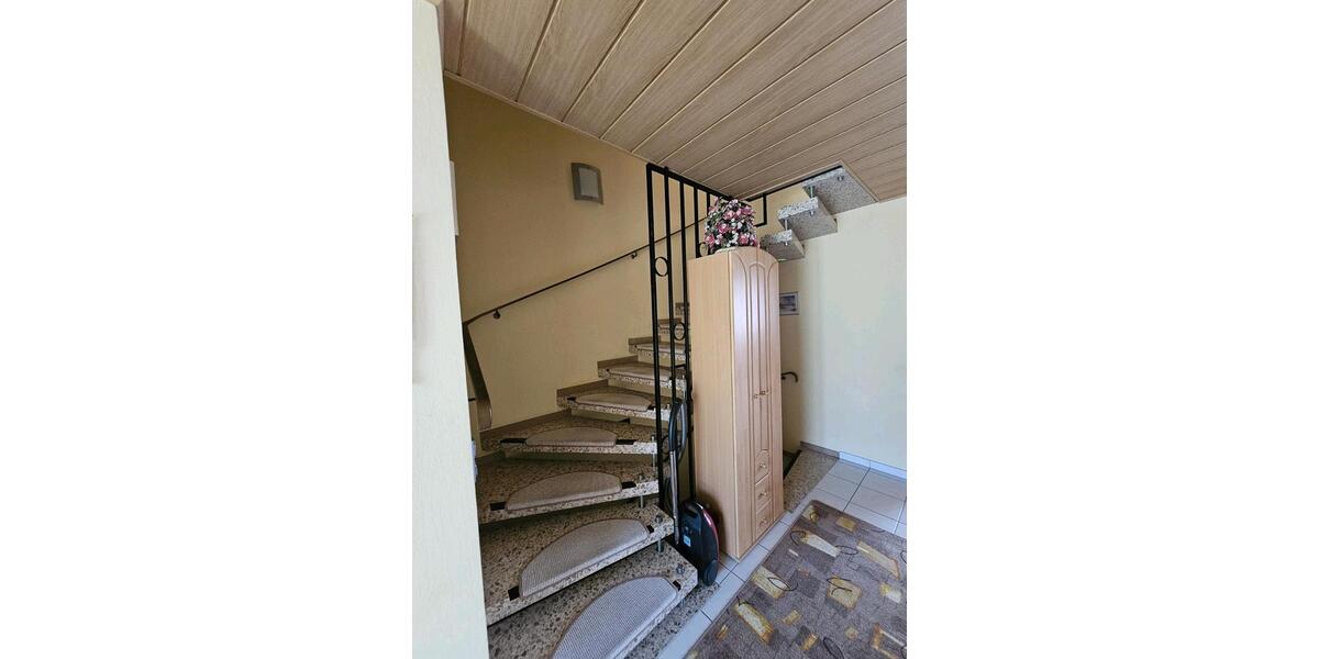 Doppelhaushälfte Bergkamen - 5 Zimmer, 130 m&sup2;, 1.800&euro; | Angebot:27614931
