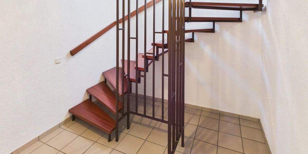 Mehrfamilienhaus, Wohnhaus Hamm Rhynern - 8 Zimmer, 169 m&sup2;, 440.000&euro; | Angebot:25819693