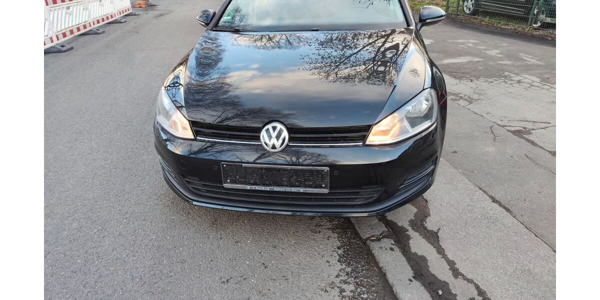 VW Golf 176.000 km 5.990 &euro; Dortmund 44143
