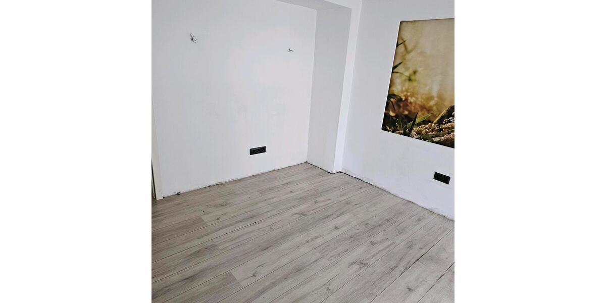 Erdgeschoßwohnung Menden (Sauerland) - 3 Zimmer, 76 m&sup2;, 99.000&euro; | Angebot:26816682