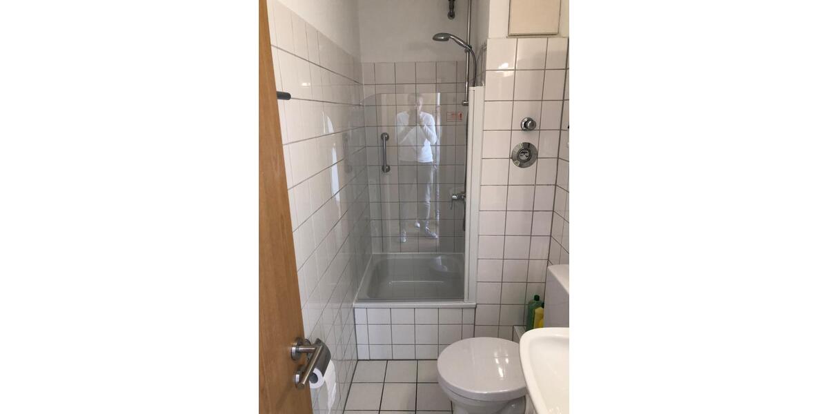 Dachgeschoßwohnung Bochum Altenbochum - 1 Zimmer, 25 m&sup2;, 430&euro; | Angebot:25239007