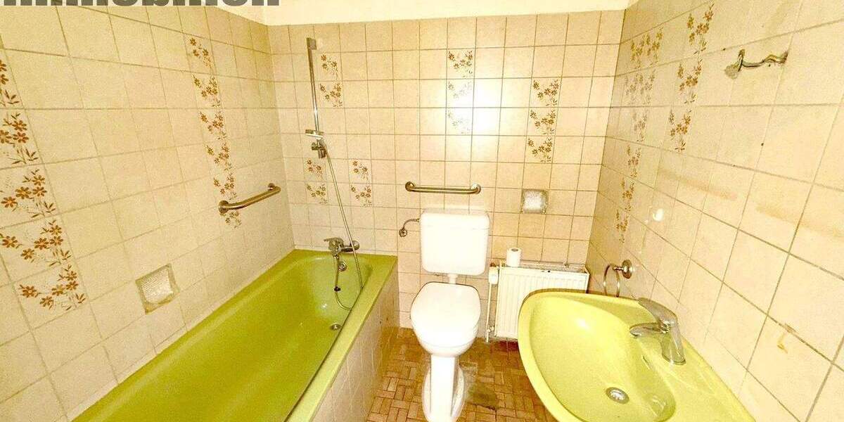 Doppelhaushälfte Holzwickede - 7 Zimmer, 173 m&sup2;, 339.000&euro; | Angebot:25800825