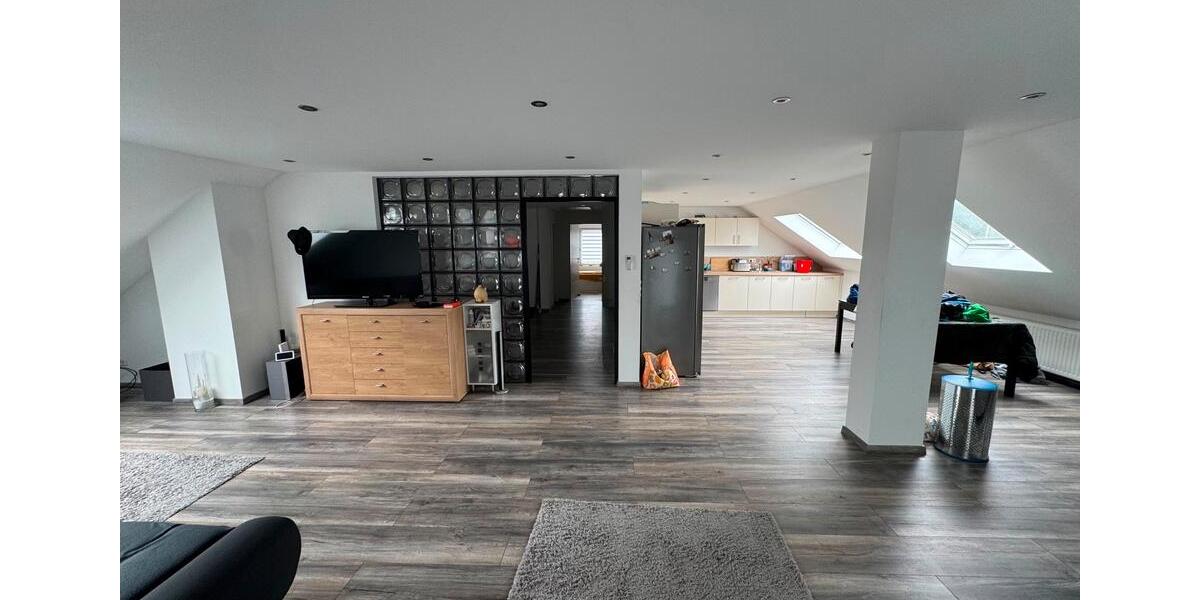 Dachgeschoßwohnung Menden (Sauerland) Bösperde - 3 Zimmer, 100 m&sup2;, 750&euro; | Angebot:27629192