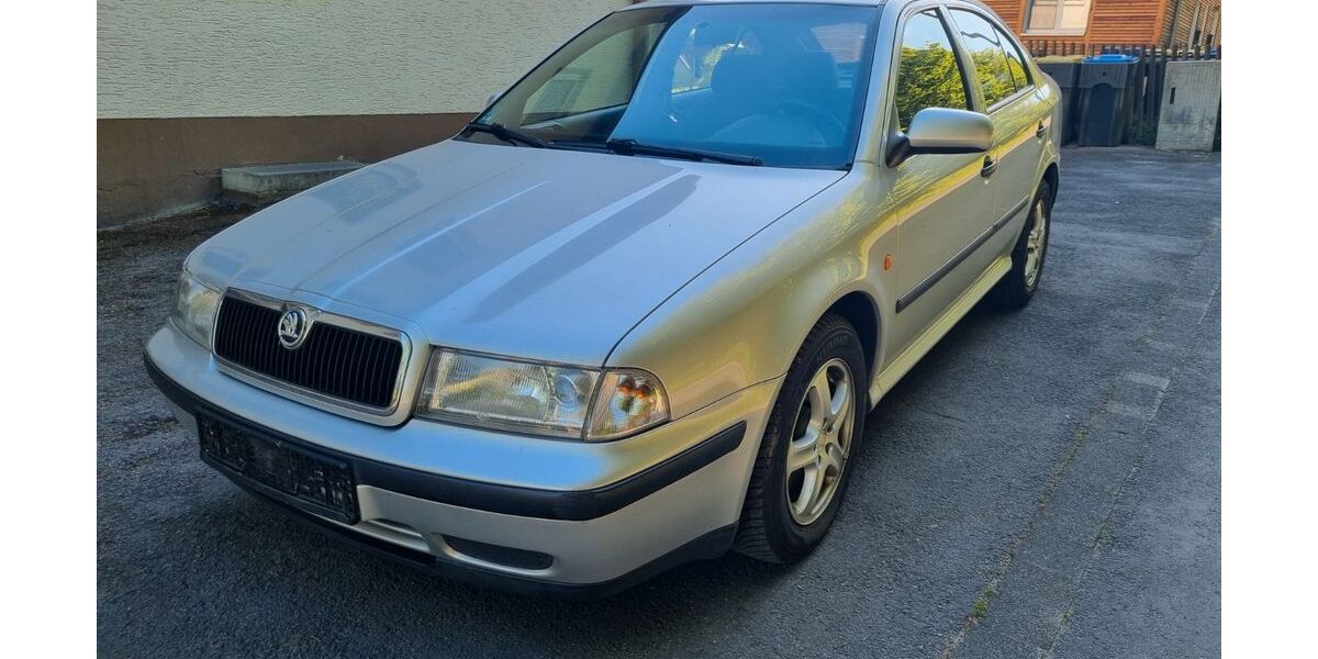 Skoda Octavia 97.760 km 1.999 &euro; Balve 58802