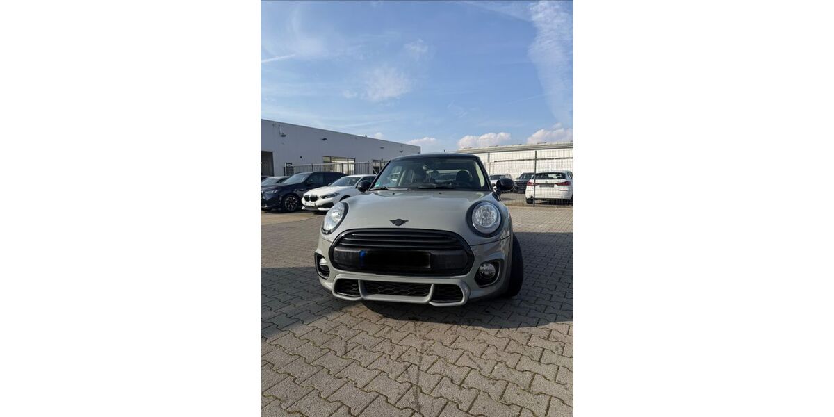 Mini ONE 148.000 km 9.300 &euro; Dortmund 44357