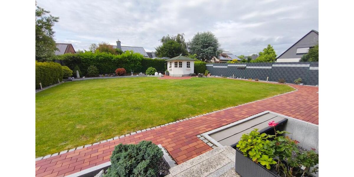 Einfamilienhaus Kamen - 8 Zimmer, 220 m&sup2;, 439.000&euro; | Angebot:26985467