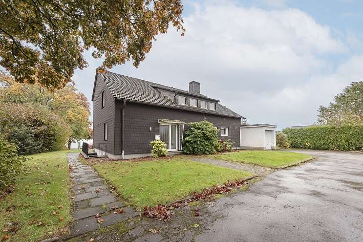 Einfamilienhaus Ennepetal - 7 Zimmer, 220 m&sup2;, 329.000&euro; | Angebot:25025398