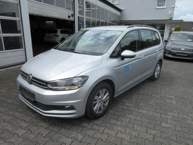 VW Touran 212.780 km 11.988 &euro; Bergkamen 59192