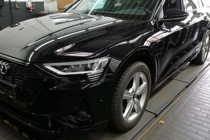 Audi e-tron 61.791 km 34.710 &euro; Hagen 58091