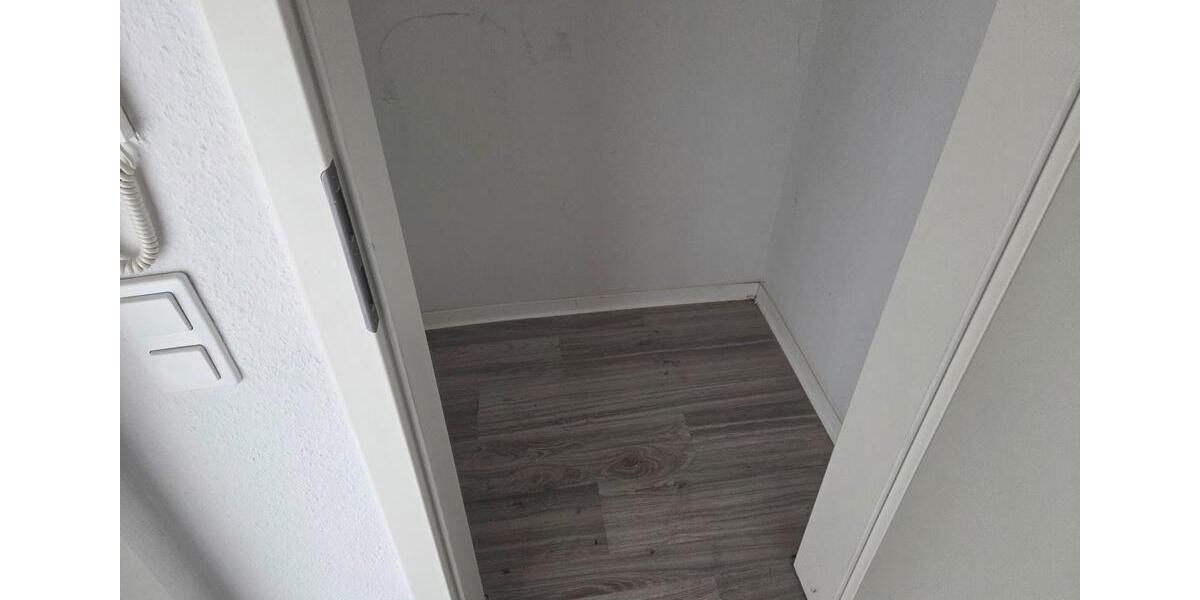 Etagenwohnung Werdohl - 2 Zimmer, 64 m&sup2;, 368&euro; | Angebot:24701009
