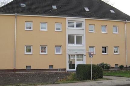 Wohnung Bochum Günnigfeld - 3 Zimmer, 72 m&sup2;, 599&euro; | Angebot:25984772