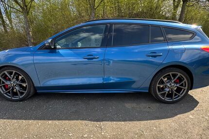 Ford Focus 69.000 km 21.900 &euro; datteln 45711