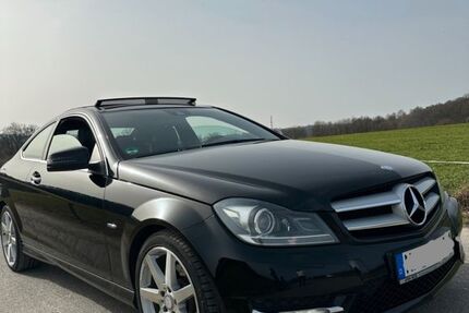 Mercedes-Benz C 220 210.000 km 12.900 &euro; Lüdenscheid 58513