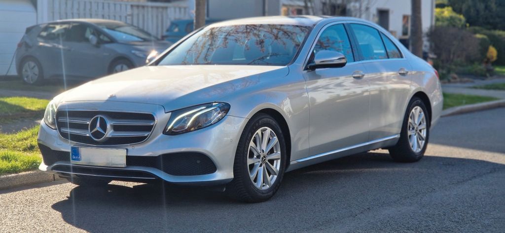 Mercedes-Benz E 220 127.465 km 22.999 &euro; Bochum 44807