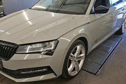 Skoda Superb 84.216 km 30.530 &euro; Hagen 58091