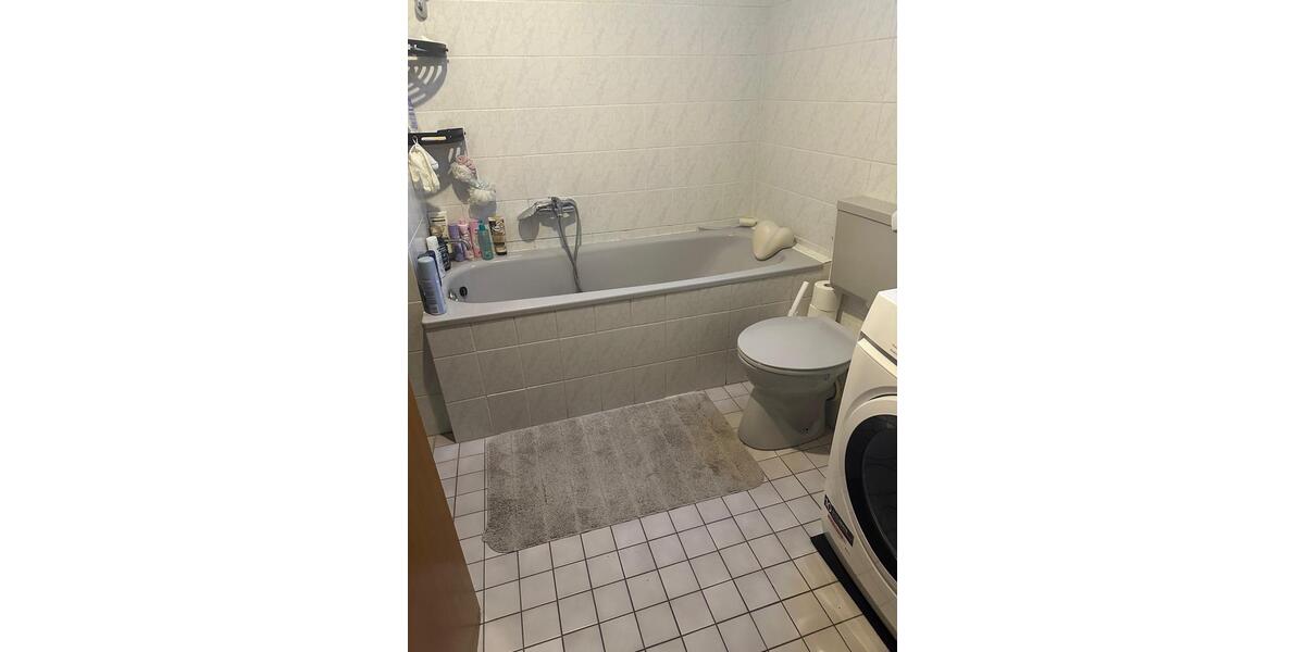 Dachgeschoßwohnung Werdohl - 2.5 Zimmer, 70 m&sup2;, 95.000&euro; | Angebot:24811777