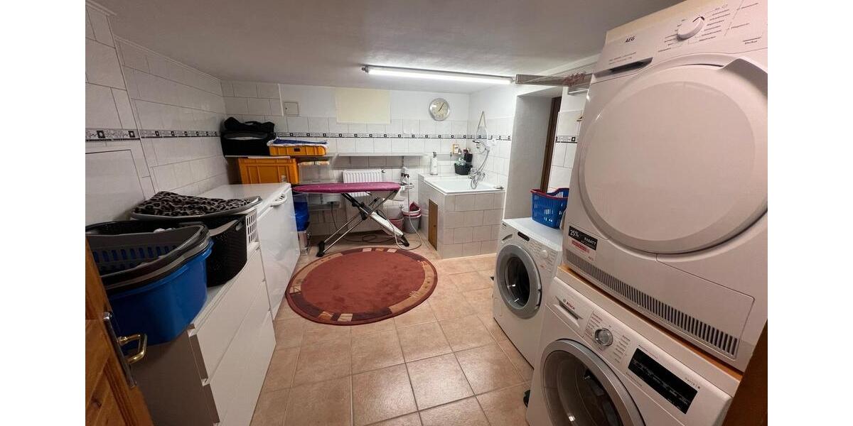 Einfamilienhaus Iserlohn Sümmern - 9 Zimmer, 180 m&sup2;, 399.000&euro; | Angebot:25017524