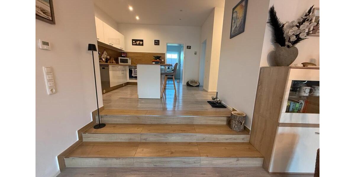 Erdgeschoßwohnung Kamen - 3 Zimmer, 125 m&sup2;, 1.490&euro; | Angebot:25892844