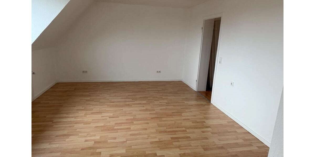 Dachgeschoßwohnung Dortmund Bövinghausen - 4.5 Zimmer, 97 m&sup2;, 930&euro; | Angebot:25947623
