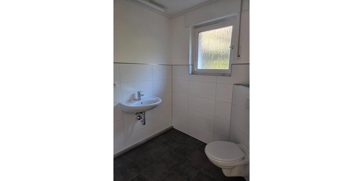 Erdgeschoßwohnung Lüdenscheid Staberg - 2 Zimmer, 67 m&sup2;, 600&euro; | Angebot:24850397