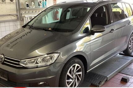 VW Touran 98.330 km 19.782 &euro; Witten 58453