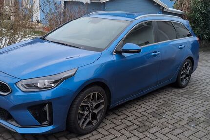 Kia ceed / Ceed 63.000 km 17.900 &euro; Menden 58708