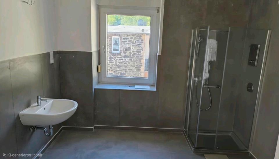 Doppelhaushälfte Werdohl - 4 Zimmer, 120 m&sup2;, 1.000&euro; | Angebot:26061143