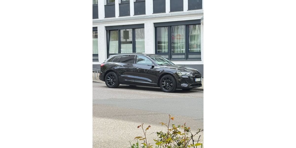 Audi e-tron 62.000 km 32.600 &euro; Schwelm 58332