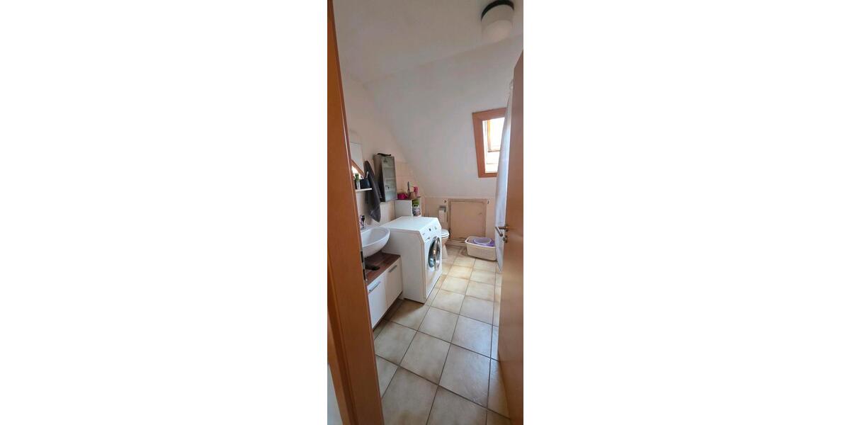 Dachgeschoßwohnung Lüdenscheid Othlinghausen - 2.5 Zimmer, 49 m&sup2;, 350&euro; | Angebot:25867891