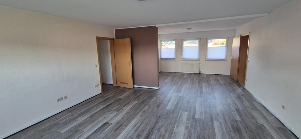 Erdgeschoßwohnung Menden (Sauerland) - 2 Zimmer, 77 m&sup2;, 539&euro; | Angebot:25479699