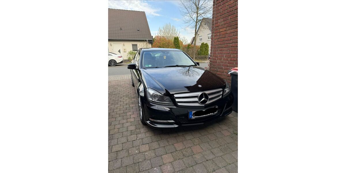 Mercedes-Benz 200 217.000 km 8.500 &euro; Lünen 44534