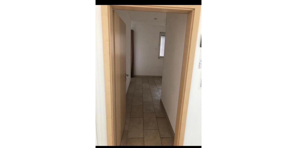 Reihenhaus Holzwickede - 5 Zimmer, 200 m&sup2;, 1.600&euro; | Angebot:25352181