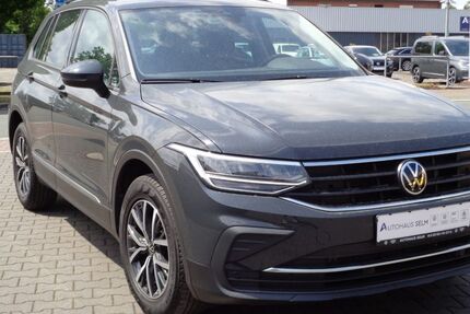 VW Tiguan 38.000 km 29.490 &euro; Selm 59379