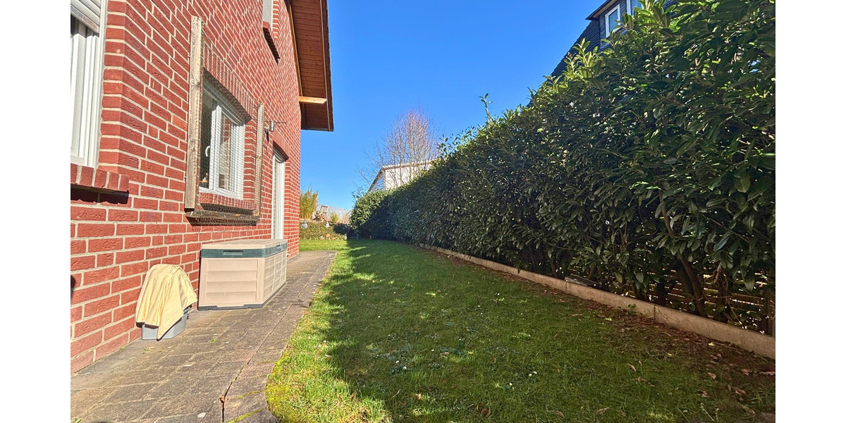 Doppelhaushälfte Neuenrade - 6 Zimmer, 144 m&sup2;, 279.000&euro; | Angebot:25899162