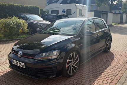 VW Golf 113.500 km 14.190 &euro; Bochum 44879