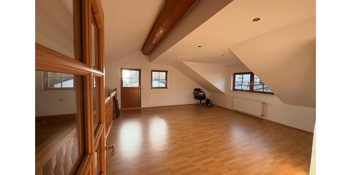 Einfamilienhaus Fröndenberg (Ruhr) - 4 Zimmer, 183 m&sup2;, 2.000&euro; | Angebot:27615708