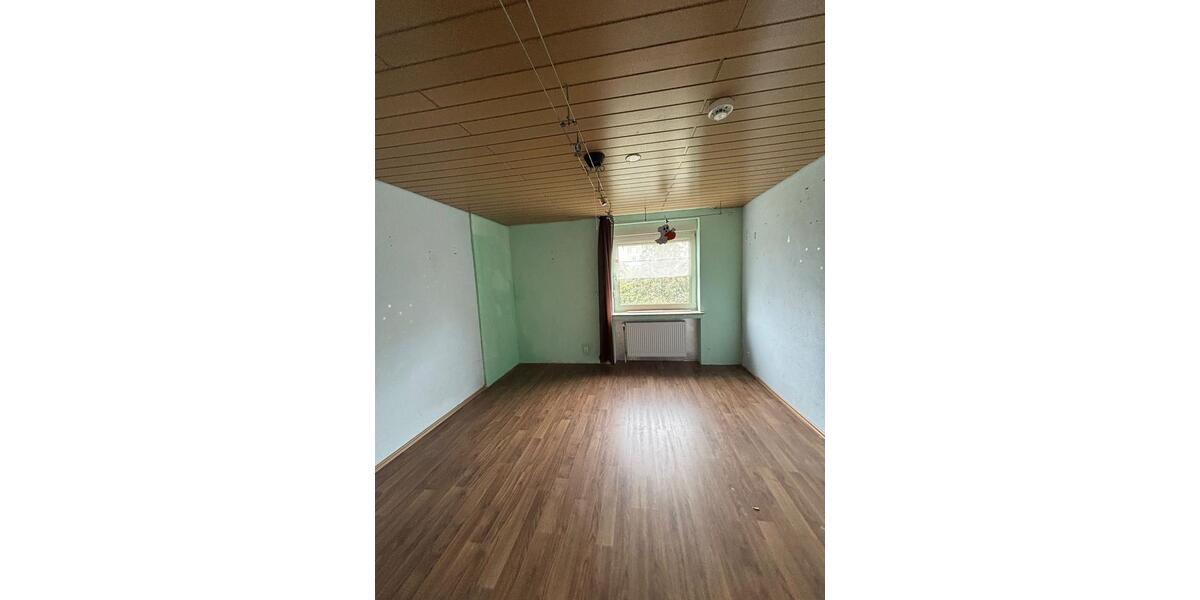 Etagenwohnung Ennepetal - 3 Zimmer, 74 m&sup2;, 350&euro; | Angebot:27600085
