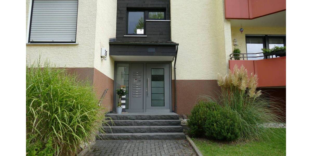 Etagenwohnung Neuenrade - 4 Zimmer, 111 m&sup2;, 165.600&euro; | Angebot:26556785