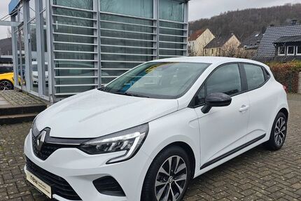 Renault Clio 14.081 km 15.495 &euro; Hagen 58091