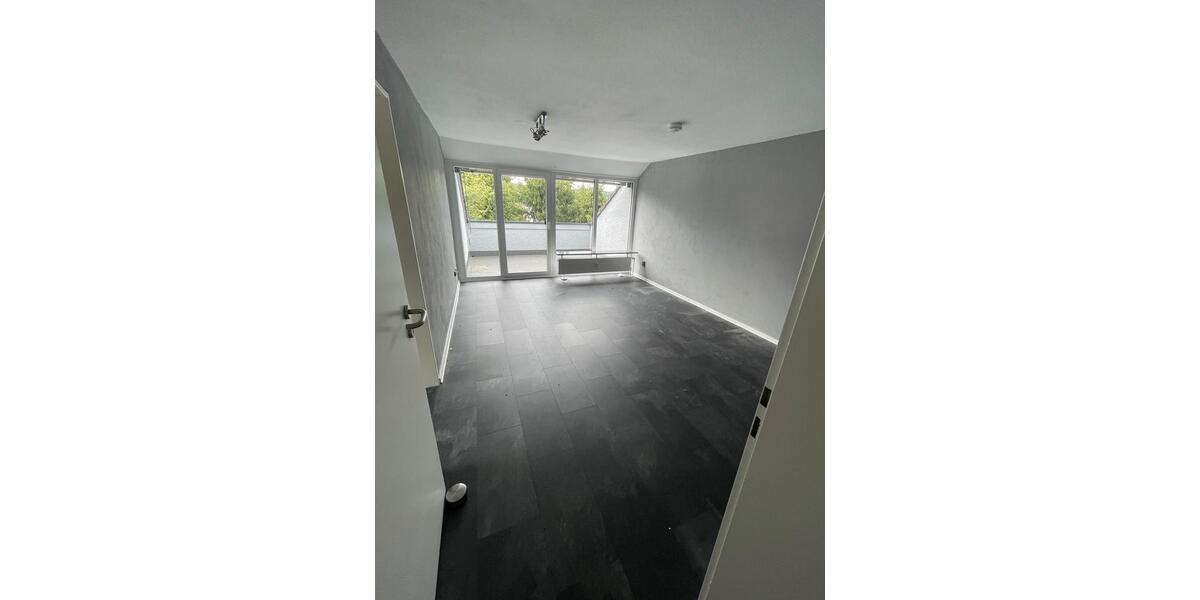 Dachgeschoßwohnung Hagen - 2.5 Zimmer, 50 m&sup2;, 120.000&euro; | Angebot:23682815