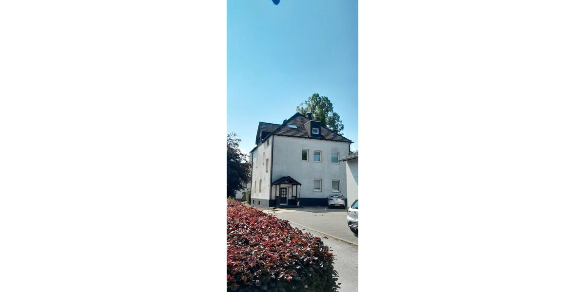 Dachgeschoßwohnung Halver - 4.5 Zimmer, 100 m&sup2;, 850&euro; | Angebot:27545449