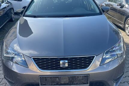 Seat Leon 245.300 km 5.390 &euro; Dortmund 44143