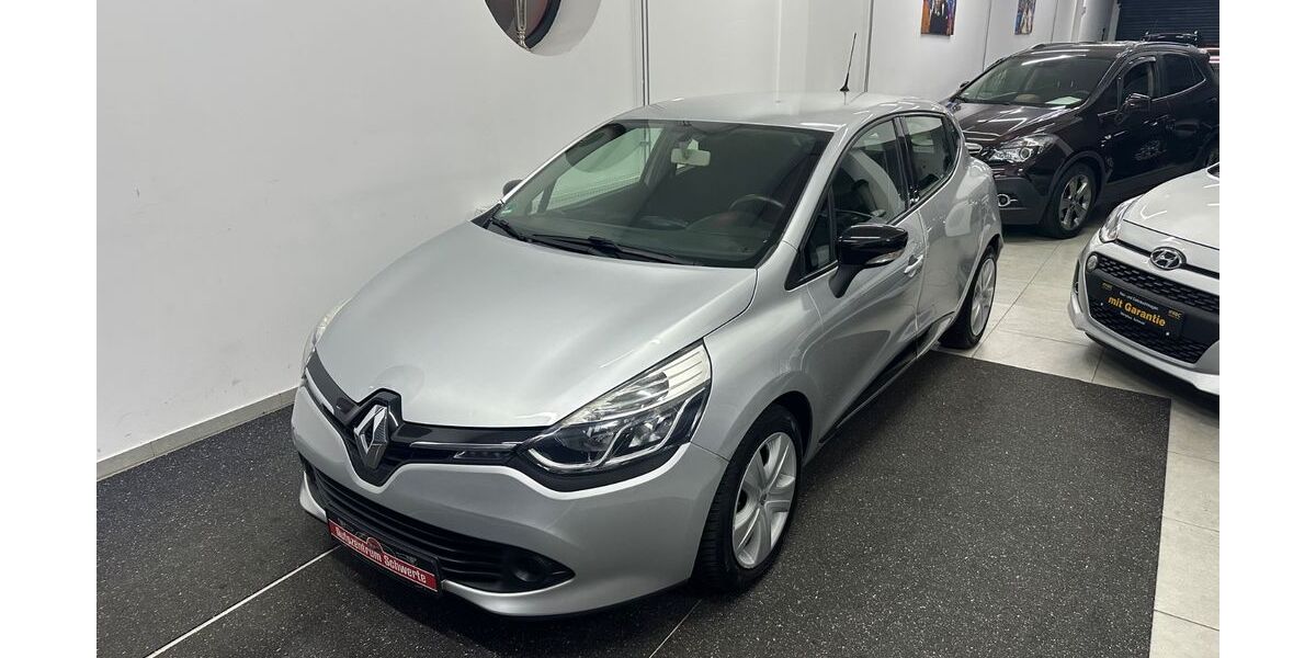 Renault Clio 99.000 km 5.999 &euro; Schwerte 58239