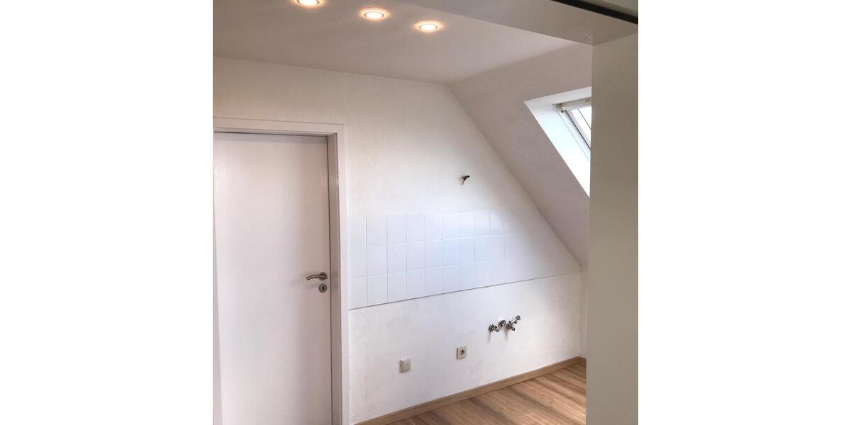 Dachgeschoßwohnung Dortmund Hörde - 1.5 Zimmer, 43 m&sup2;, 125.000&euro; | Angebot:25948283