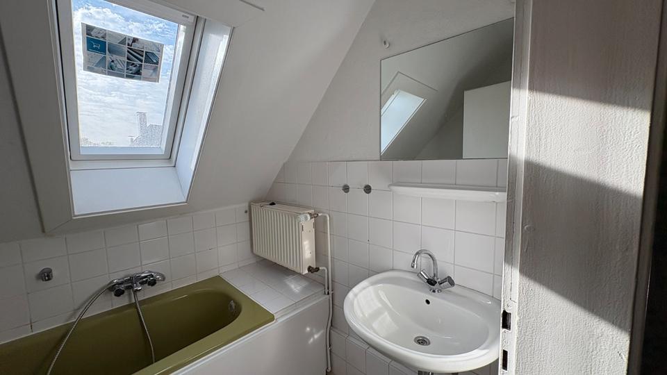 Dachgeschoßwohnung Lünen Alstedde - 2 Zimmer, 46 m&sup2;, 385&euro; | Angebot:26645597