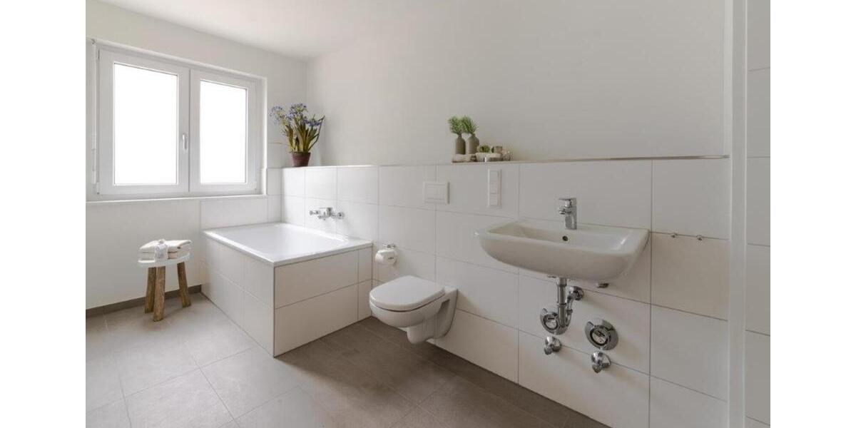 Etagenwohnung Bochum Wiemelhausen - 2 Zimmer, 76 m&sup2;, 1.026&euro; | Angebot:26433785