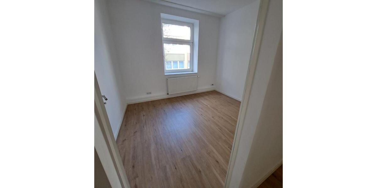 Etagenwohnung Hagen Hagen-Nord - 5 Zimmer, 105 m&sup2;, 1.045&euro; | Angebot:25995521