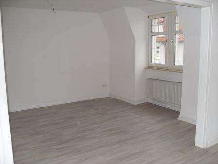 Etagenwohnung Lüdenscheid Grünewald - 3 Zimmer, 90 m&sup2;, 570&euro; | Angebot:25697115