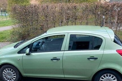 Opel Corsa 140.500 km 2.950 &euro; Dortmund 44149